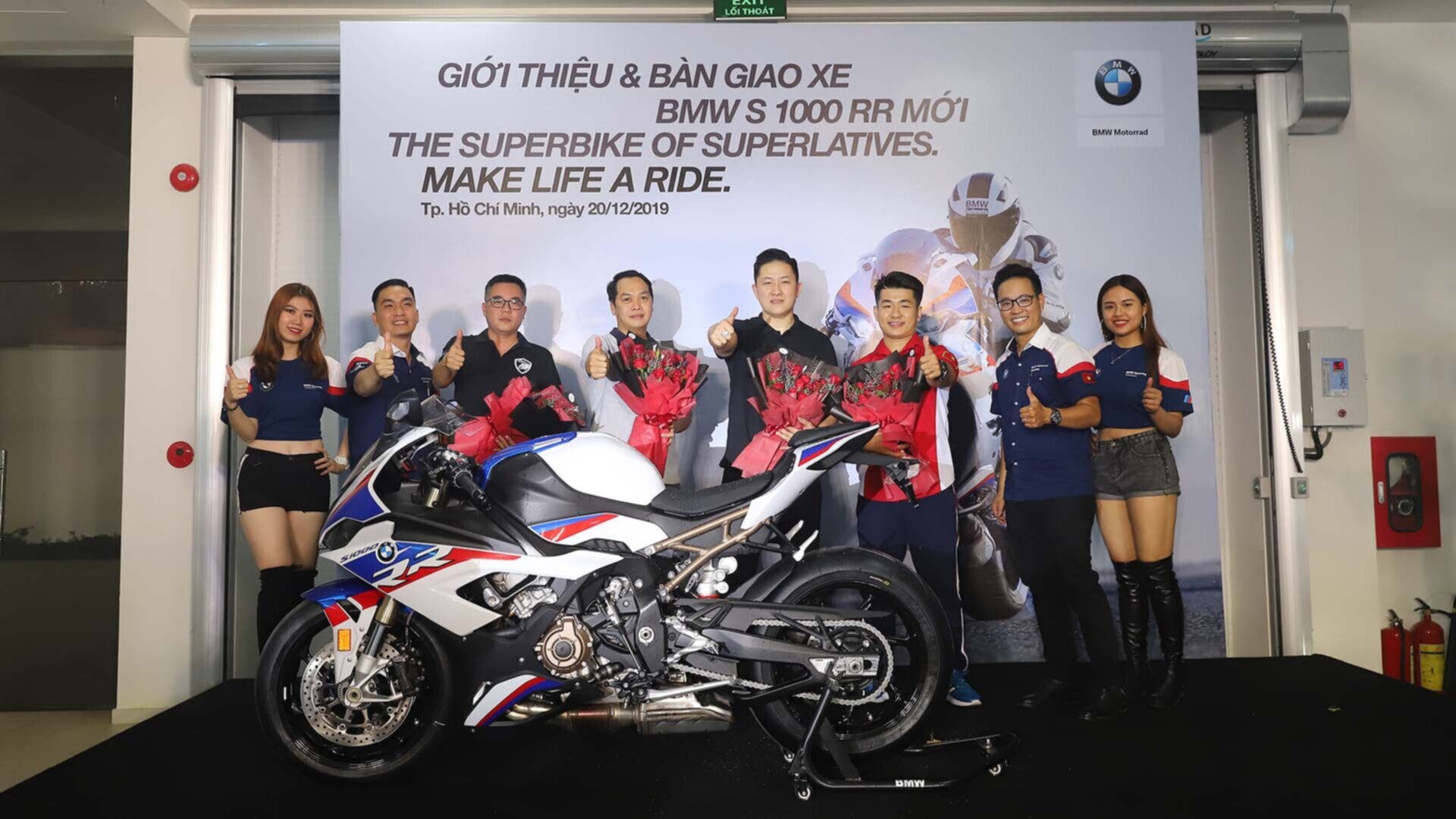 ”Cá voi sát thủ” BMW S1000RR 2020 chính thức được ra mắt ở Việt Nam. | Otosaigon